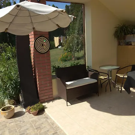 Lägenhet Rozsadomb *